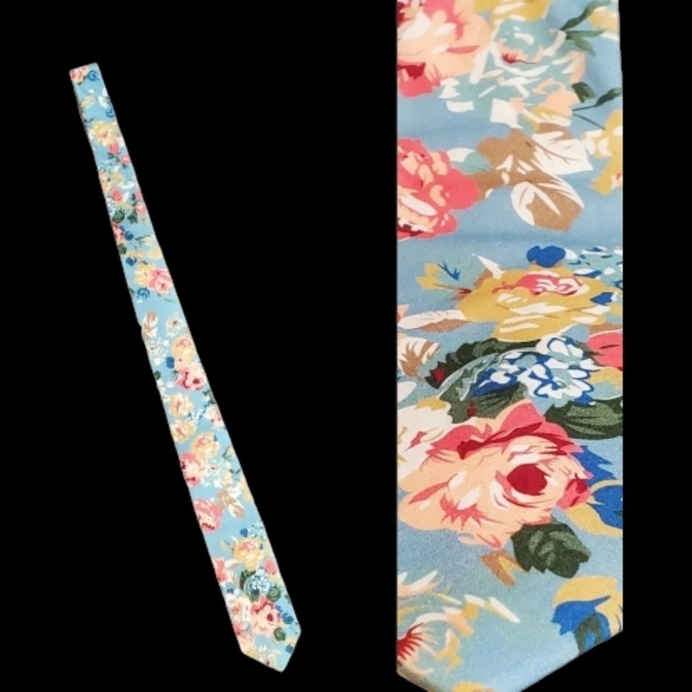 Blue Floral Necktie